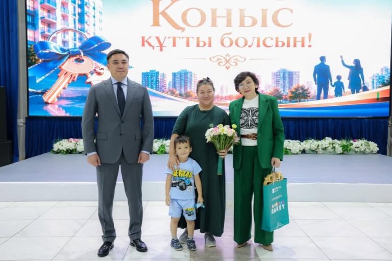 ШЫМКЕНТТЕ 100 ОТБАСЫ БАСПАНАЛЫ БОЛДЫ